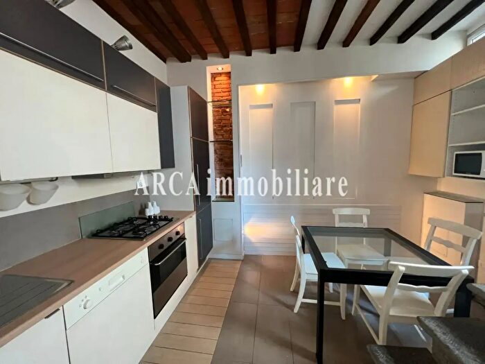 Casa quadrilocale in vendita in Pietrasanta