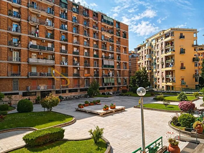 Appartamento in affitto in Via Rosa Guarnieri Carducci, Roma