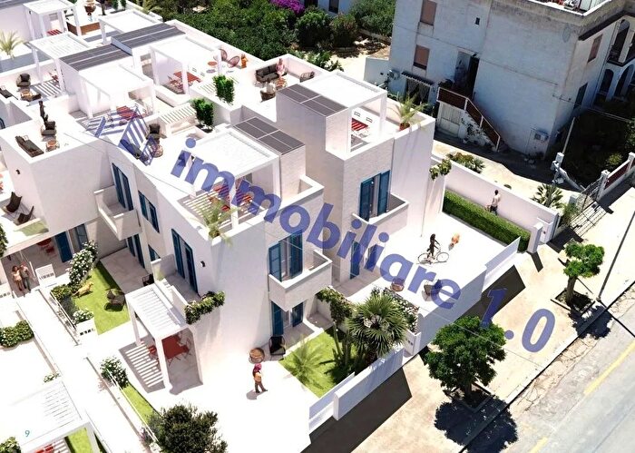 Appartamento trilocale in vendita in Via Savoia San Vito Lo Capo, San Vito Lo Capo