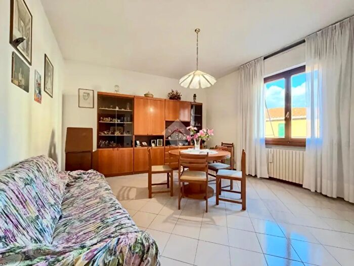 Appartamento con 5 locali in vendita in Via Dalmazia, Pistoia