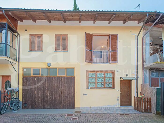 Case in Vendita e in Affitto - 3