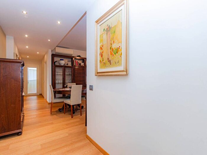 Appartamento bilocale in affitto in Viale Stelvio, Farini, Milano