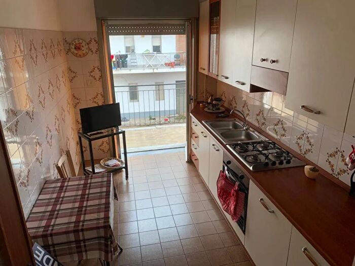 Appartamento quadrilocale in vendita in Via Luglio, Milazzo