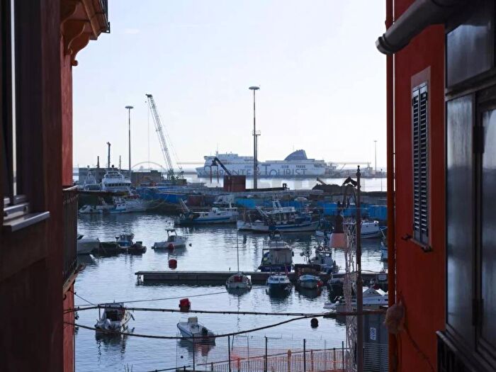 Appartamento monolocale in affitto in Via Benedetto Croce, Centro Storico Teatro Verdi, Salerno