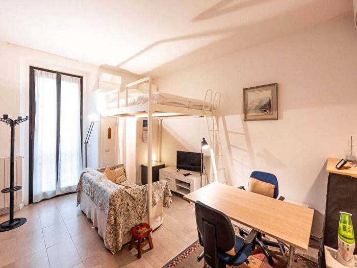 Appartamento monolocale in affitto in Via Accademia, Casoretto, Milano