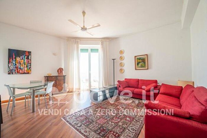 Appartamento trilocale in vendita in Via Roccasterone SNC, Sanremo