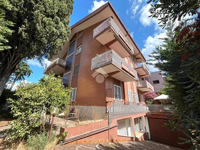 Appartamento monolocale in affitto in Via degli Armenti, Roma