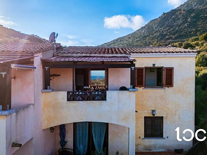 Appartamento con 5 locali in vendita in San Teodoro