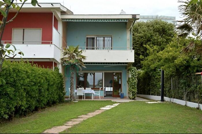Casa bilocale in affitto in Via Gorizia, Lido Ovest Faro, Jesolo