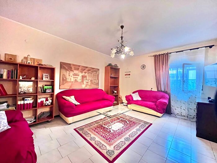 Appartamento con 5 locali in vendita in Mascali