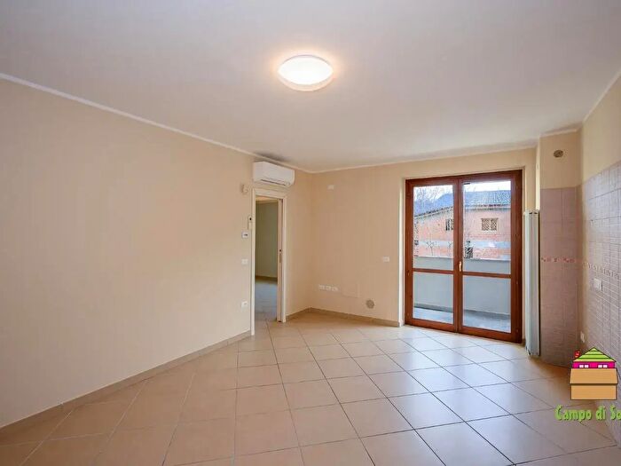 Appartamento trilocale in vendita in Onsignor Antonio Luciano Ratti, Aulla