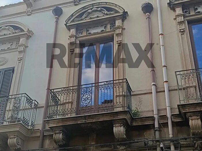 Casa trilocale in vendita in Via Vittorio Emanuele, Paterno'
