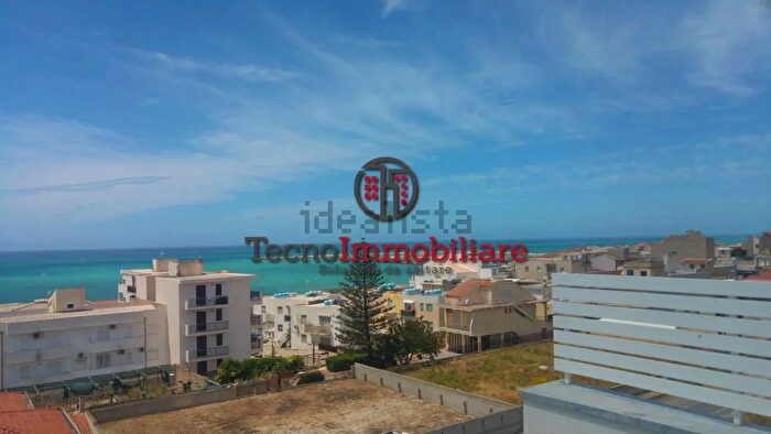 Appartamento trilocale in vendita in Via Villaggio Miramare, Vittoria