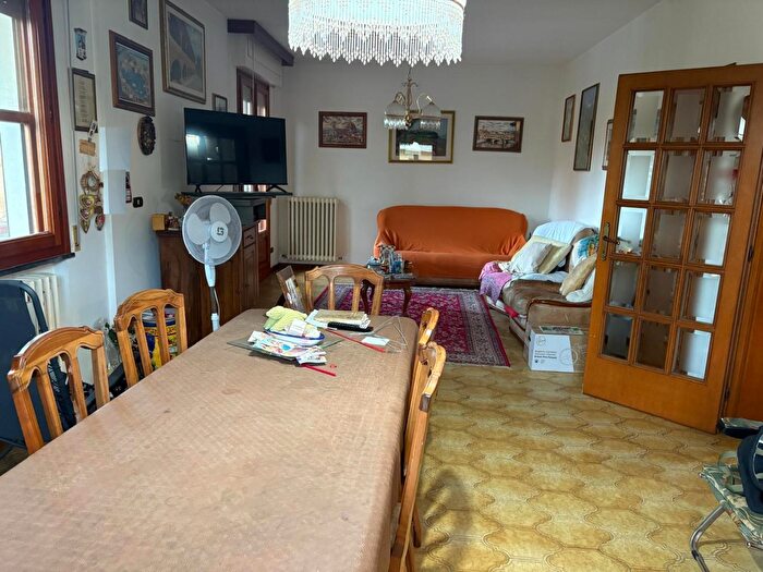 Appartamento quadrilocale in vendita in Cascina