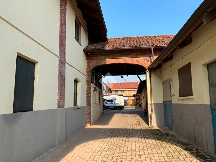 Casa con 8 locali in vendita in Via Turati, Rivalta Di Torino