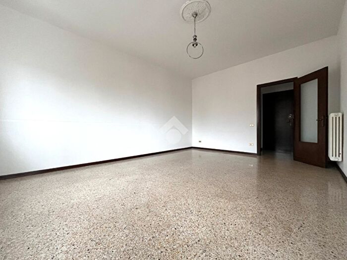 Appartamento quadrilocale in vendita in Quartiere Venticinque Aprile, Bassano Del Grappa