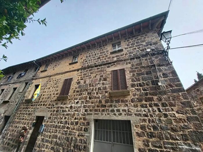 Appartamento trilocale in vendita in Radicofani