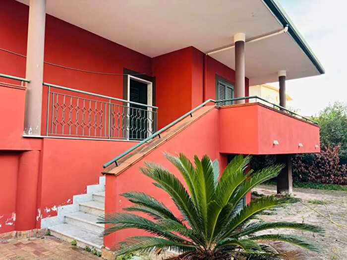 Appartamento quadrilocale in vendita in Via Paraggio, Bellizzi