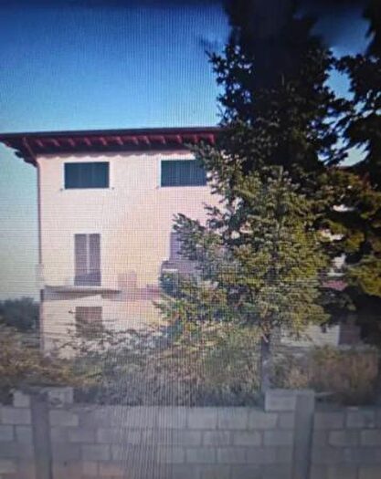 Casa con 6 locali in vendita in Via dello Stadio, Gissi