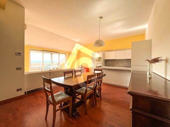 Appartamento trilocale in affitto in Centro Storico, Jesi