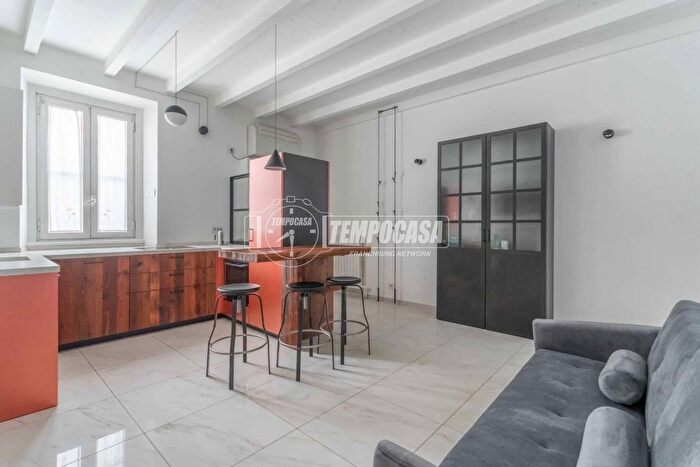 Appartamento bilocale in vendita in Milano