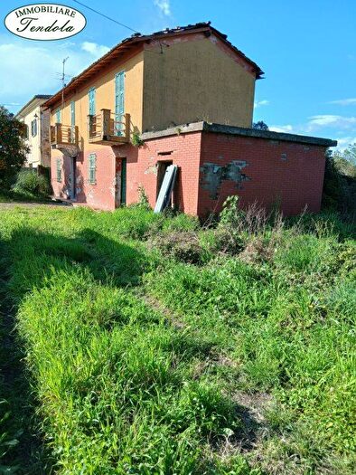 Casa quadrilocale in vendita in Sarzana