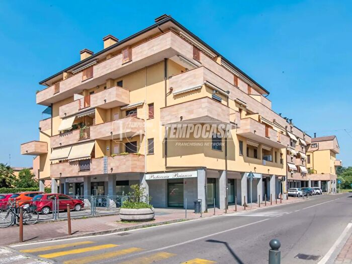 Appartamento trilocale in vendita in Limbiate