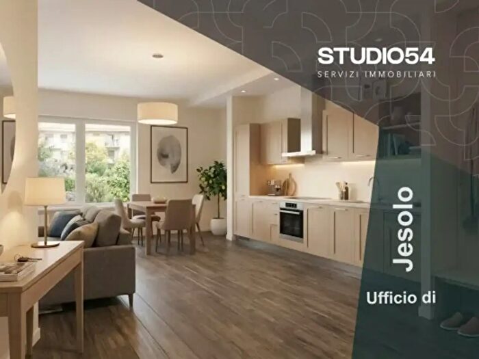 Appartamento trilocale in vendita in Via Eraclea, Cavallino Treporti