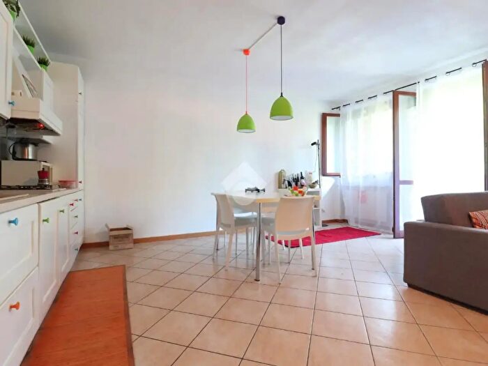 Appartamento trilocale in vendita in Via Terracini, Mantova