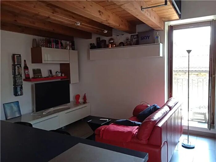 Appartamento trilocale in vendita in Via San Gaudenzio, Verbania