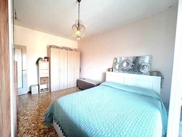 Appartamento bilocale in affitto in Via Angelo Inganni, Giambellino, Milano