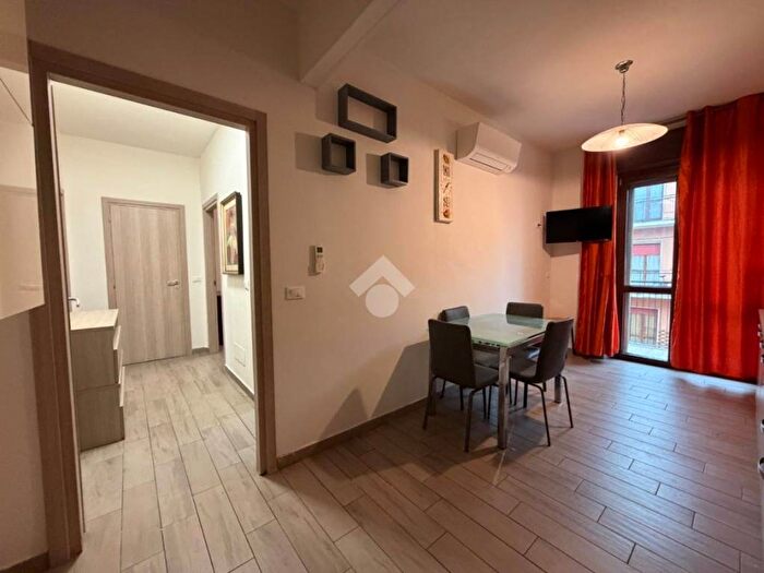 Appartamento trilocale in affitto in Piazzale stazione, Stazione Ticinello, Pavia