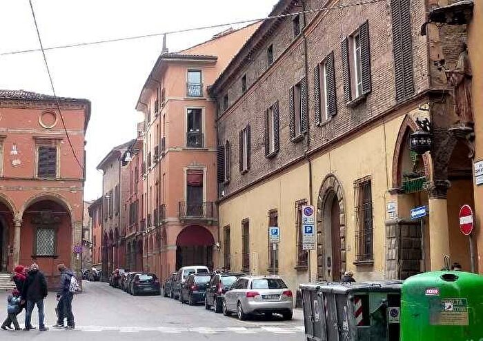 Appartamento quadrilocale in affitto in Via Cesare Battisti, Centro Storico, Bologna
