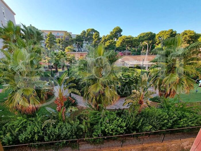 Appartamento con 5 locali in affitto in via Corsica, Amsicora, Cagliari