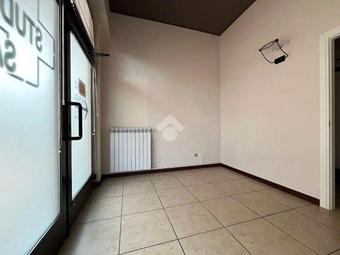 Appartamento bilocale in vendita in Via John E Robert Kennedy, Correzzana