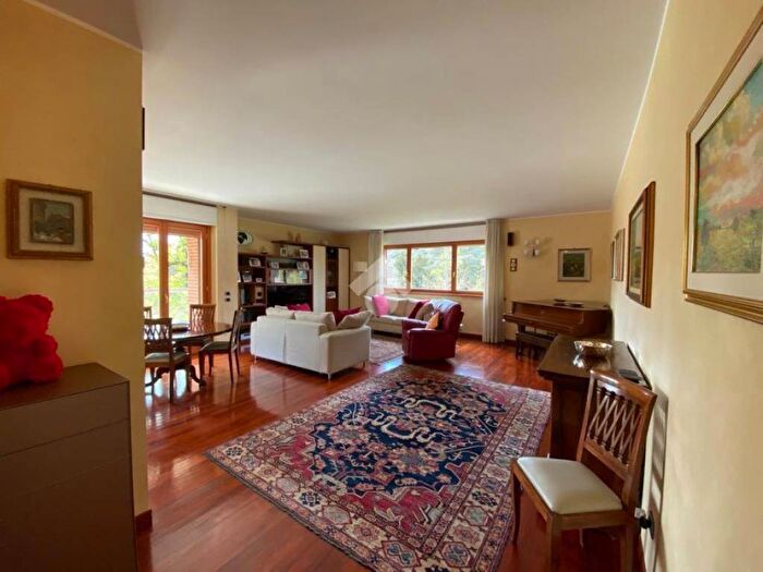 Appartamento quadrilocale in affitto in Via Giovanni Reich, Centro, Torre Boldone