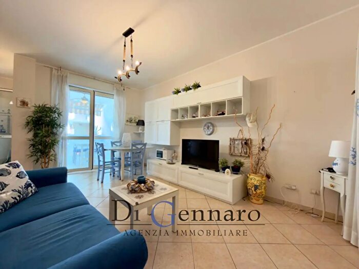 Appartamento trilocale in vendita in Via Rocco Chinnici, Tortoreto