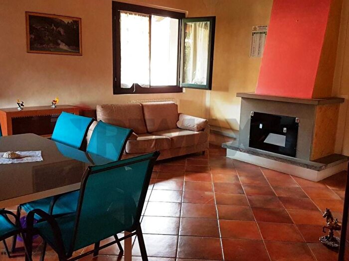 Casa trilocale in affitto in San Felice, Endine Gaiano