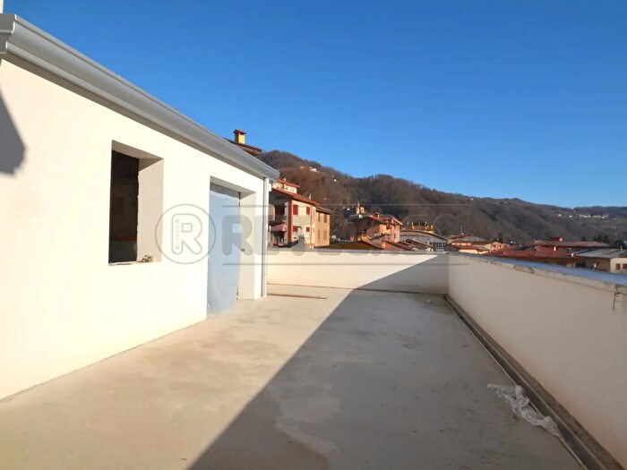Appartamento con 6 locali in vendita in Recoaro Terme