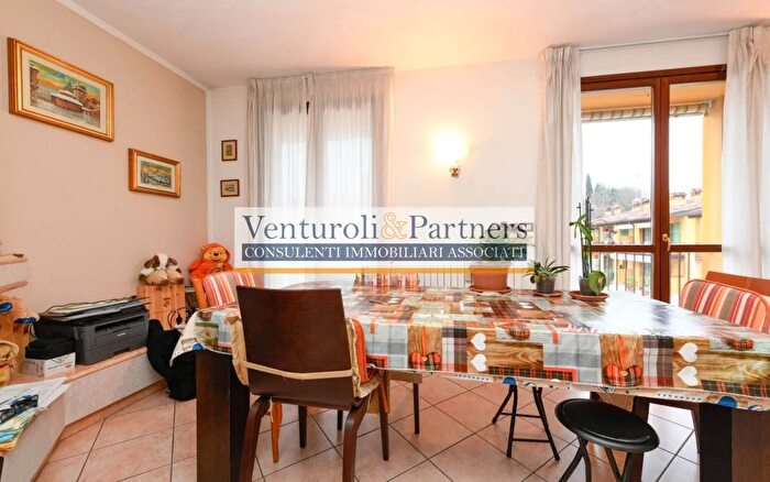 Appartamento quadrilocale in vendita in Via a Cucani, Soiano Del Lago