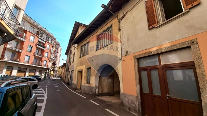 Appartamento quadrilocale in vendita in Somma Lombardo