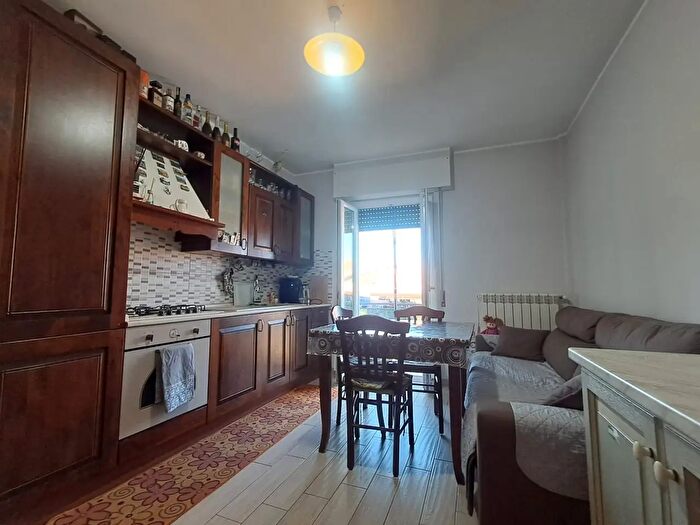 Appartamento trilocale in vendita in Via del Risorgimento, Catanzaro