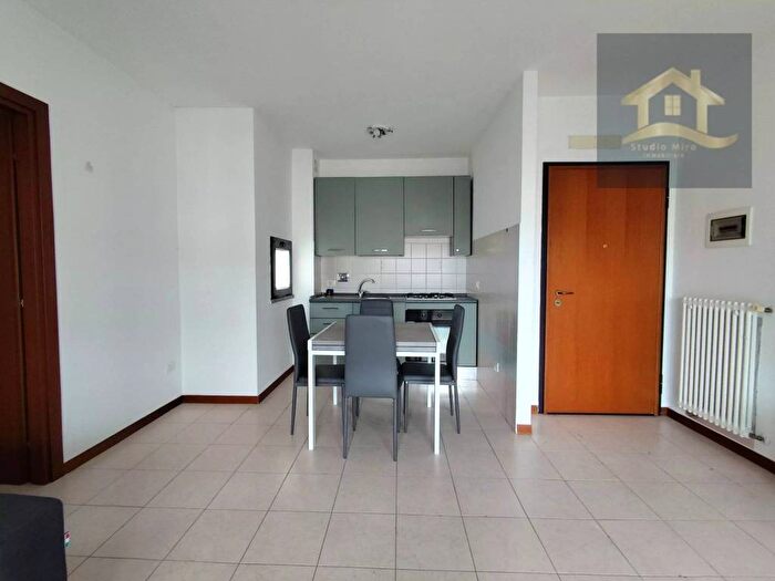 Appartamento bilocale in affitto in Ospedale Volturno, Parma