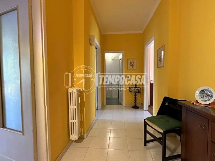 Appartamento trilocale in vendita in Via Rosario di Santa Fè, Torino