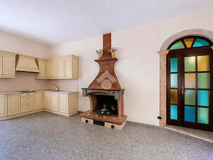 Casa quadrilocale in vendita in Via Noli Me Tollere, Sorso