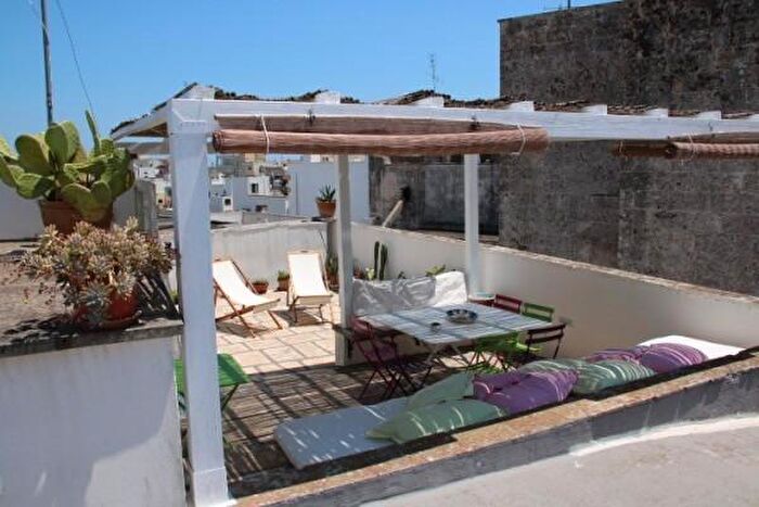 Casa trilocale in vendita in Via Antonio Bisanti, Gagliano Del Capo