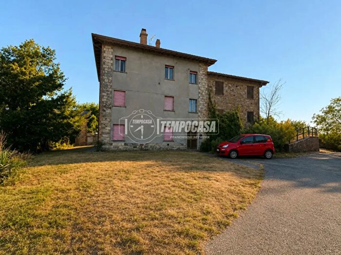 Appartamento trilocale in vendita in Casina