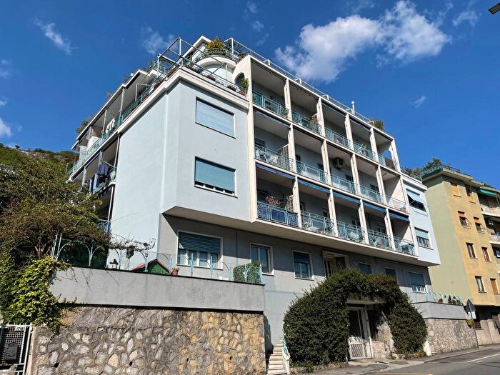 Appartamento bilocale in affitto in Corso Europa, Quinto, Genova