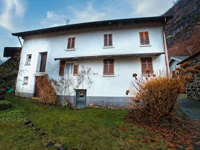 Case in Vendita e in Affitto - 2