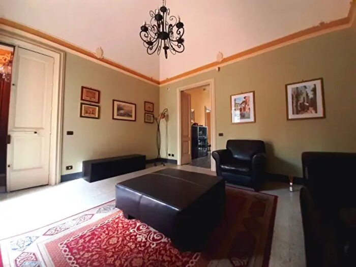 Appartamento con 5 locali in vendita in Giarre